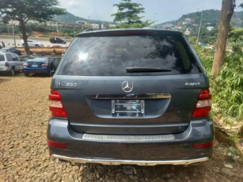 Mercedes-Benz ML 350   - 2011