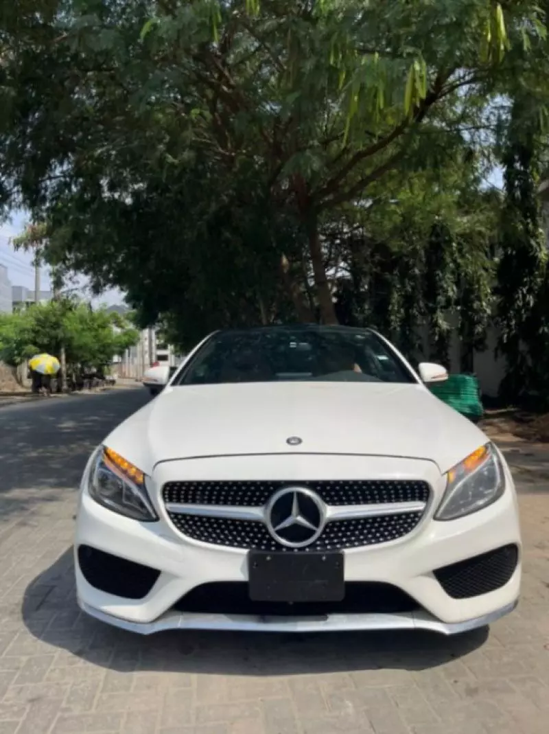 Mercedes-Benz C 300   - 2017