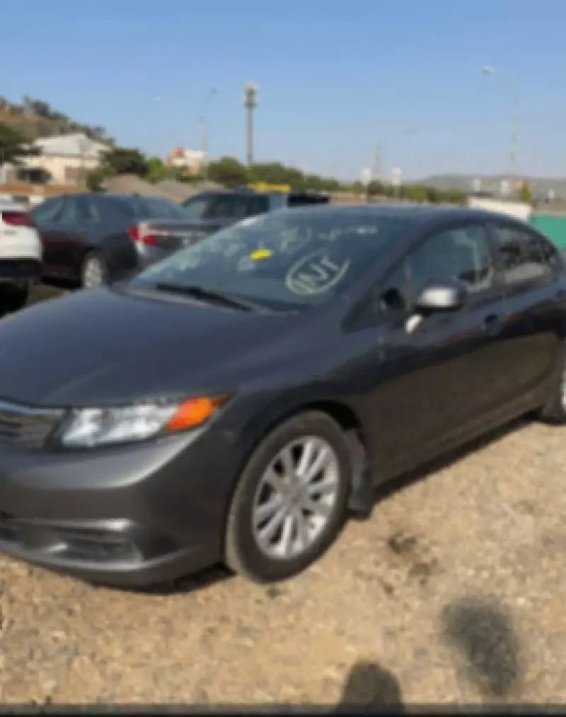 Honda Civic   - 2012