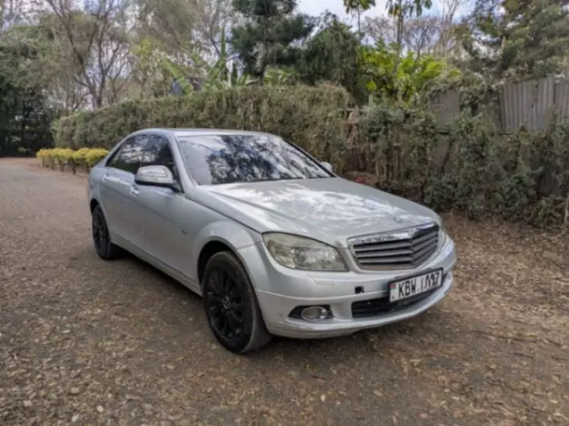 Mercedes-Benz C 200   - 2007