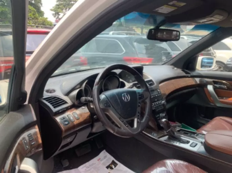 Acura MDX   - 2011
