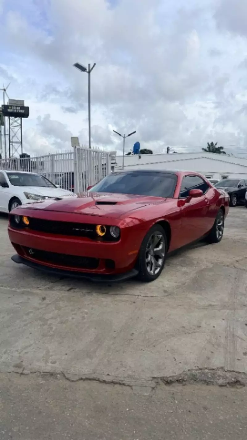 Dodge Challenger   - 2016