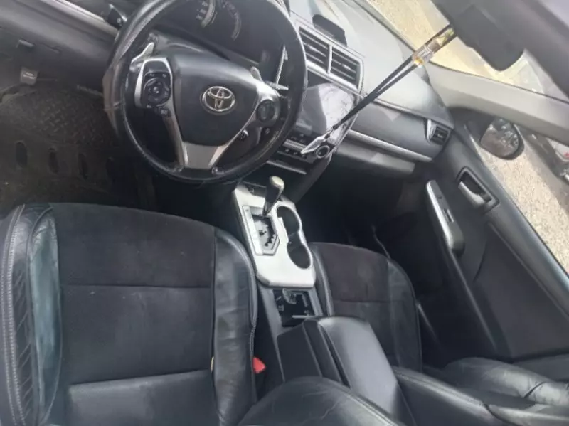 Toyota Camry   - 2012