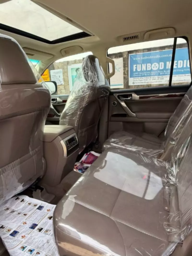 Lexus GX   - 2016