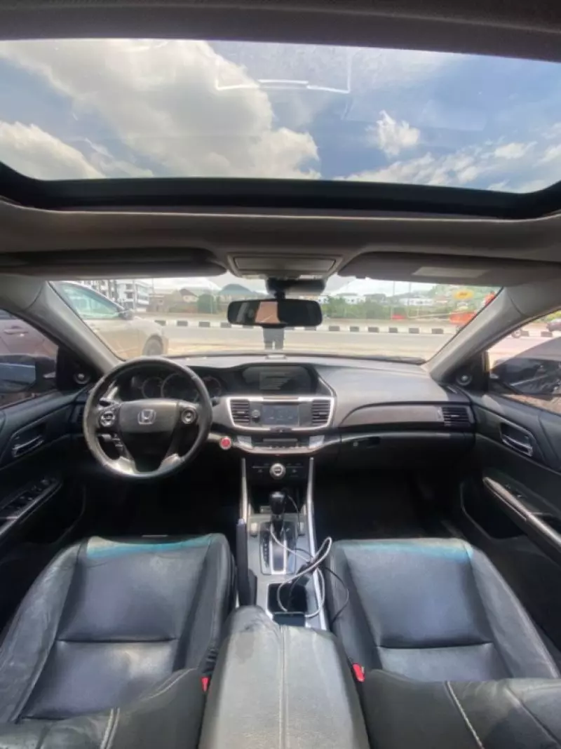 Honda Accord   - 2013