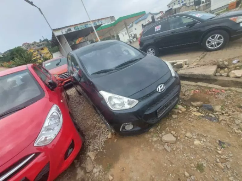 Hyundai i10   - 2012