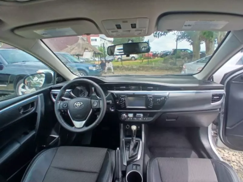Toyota Corolla   - 2016