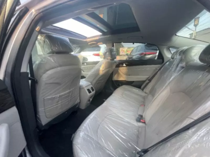 Hyundai Sonata   - 2016