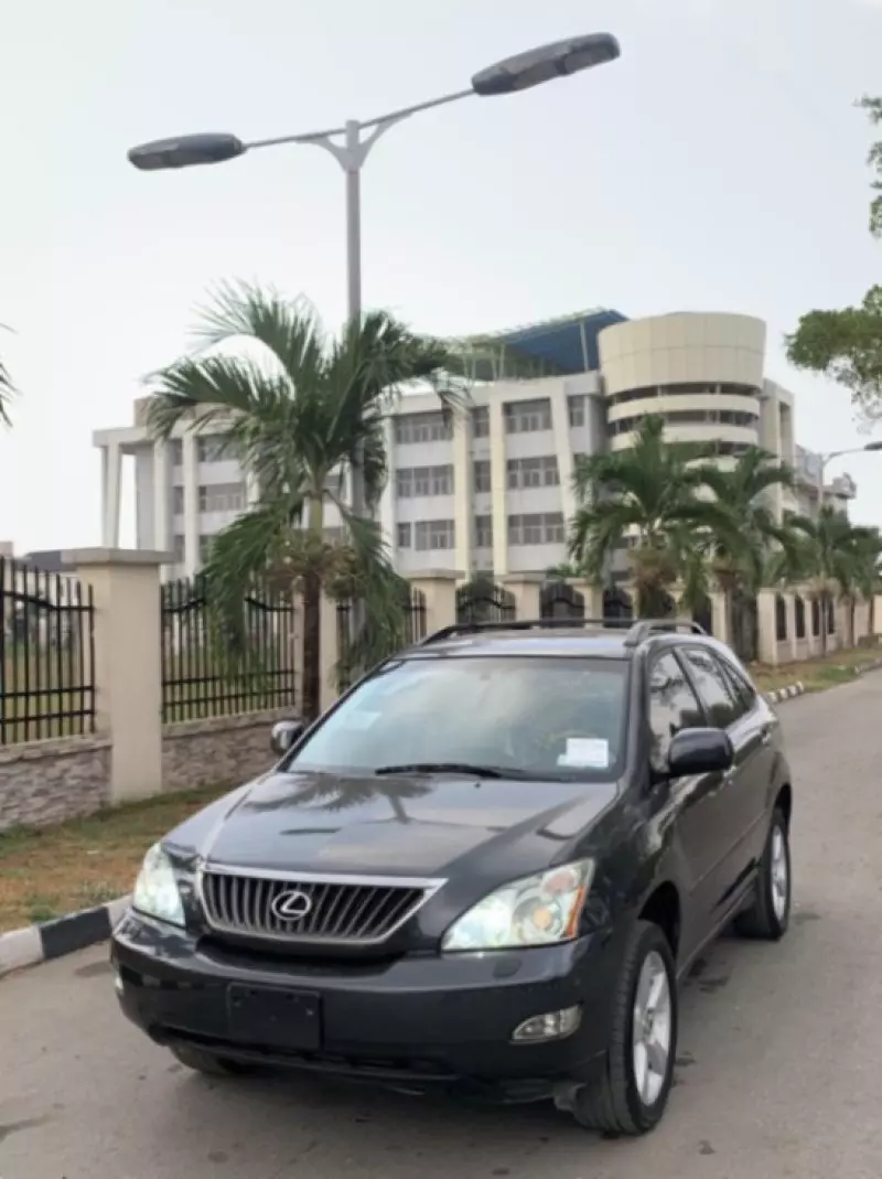Lexus RX 350   - 2010
