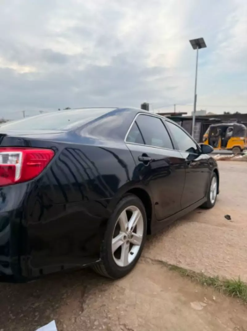 TOYOTA Camry   - 2014
