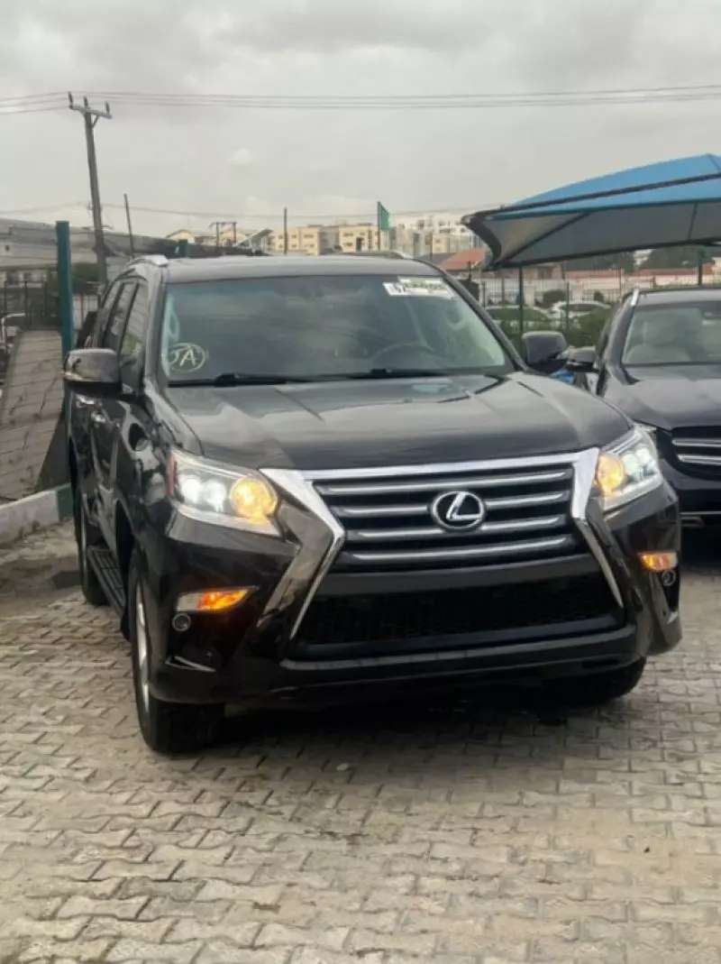 Lexus GX 460   - 2010