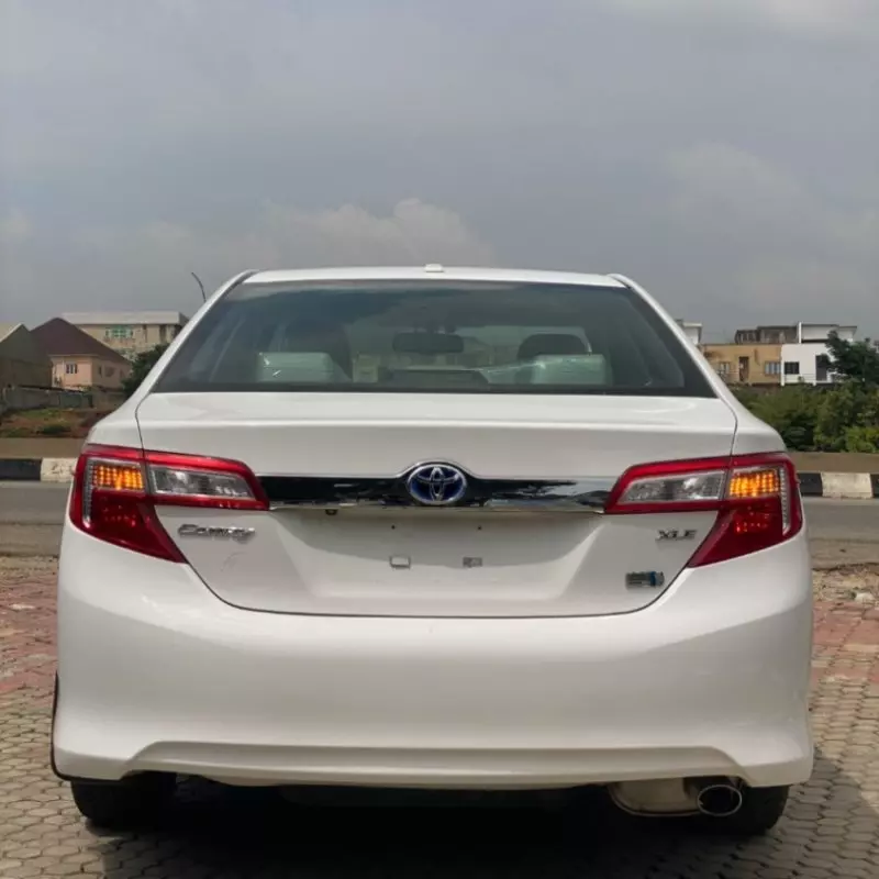 TOYOTA Camry - 2013
