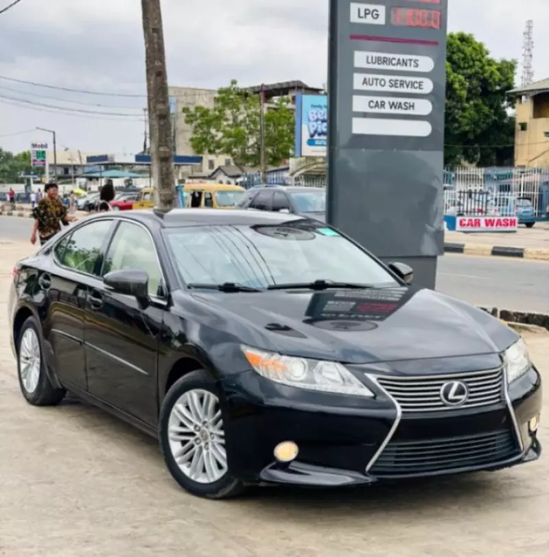 Lexus ES 350   - 2013