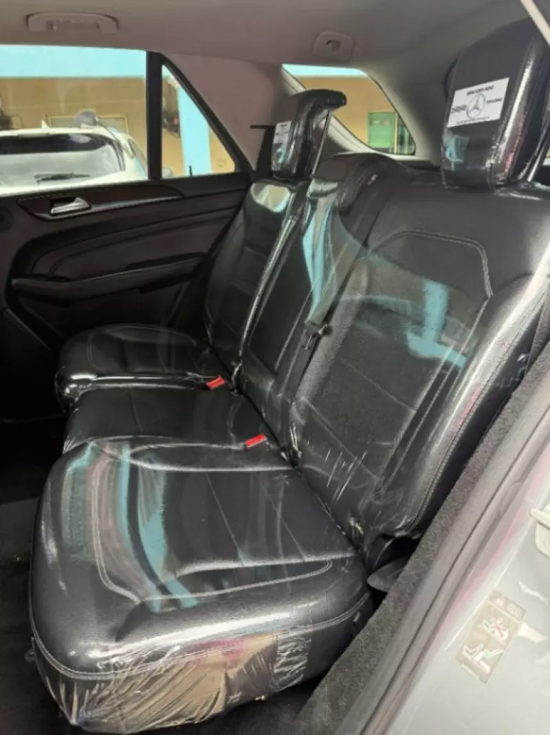 Mercedes-Benz ML 350   - 2012