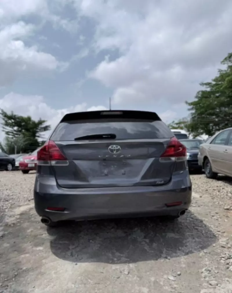 TOYOTA Venza   - 2015