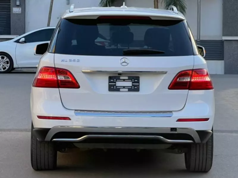 Mercedes-Benz ML-Class   - 2015