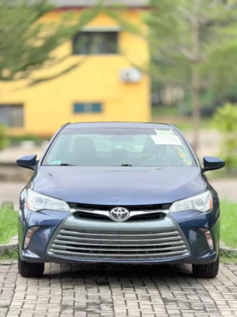 TOYOTA Camry   - 2015