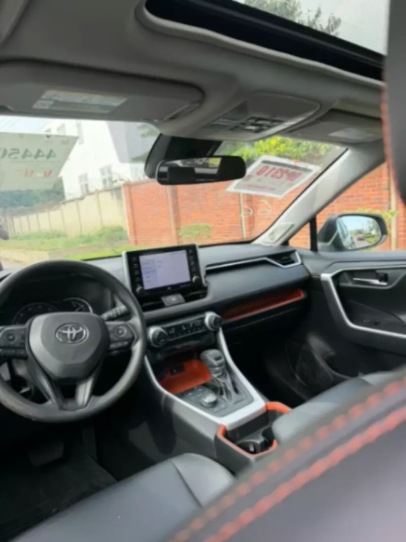 TOYOTA Rav4   - 2019
