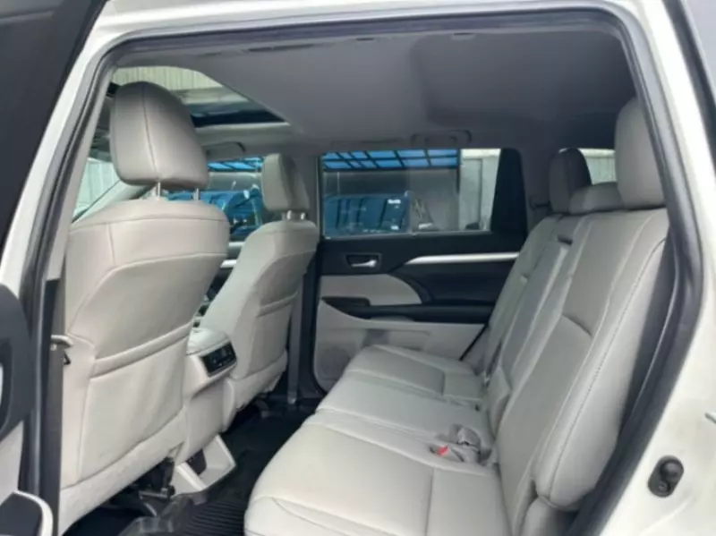 TOYOTA Highlander   - 2019