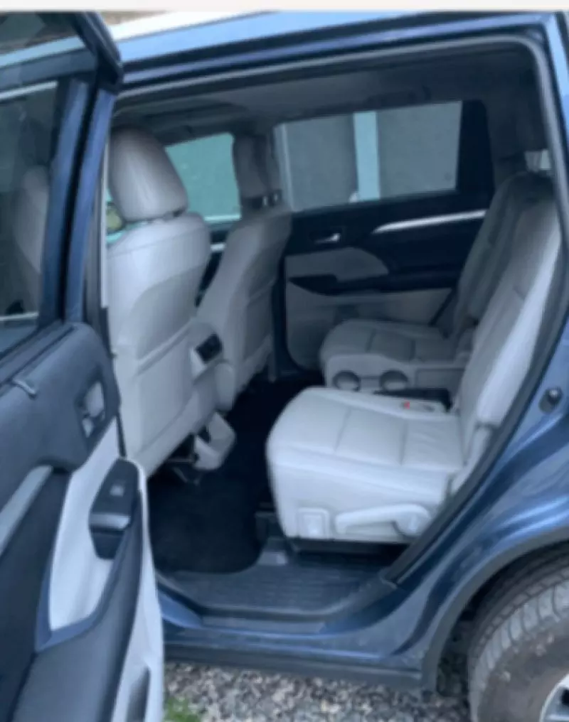 Toyota Highlander   - 2019
