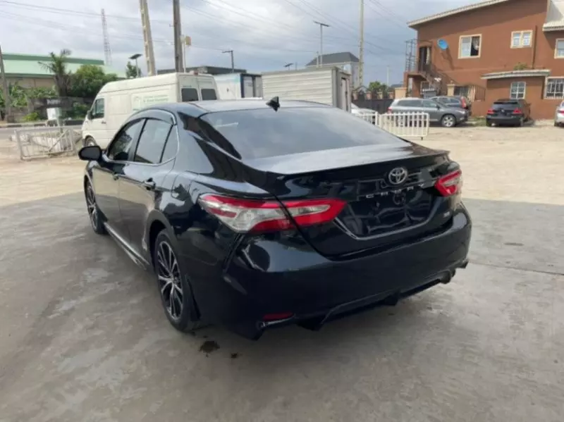 TOYOTA Camry   - 2020