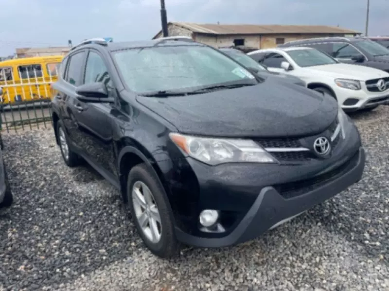 Toyota RAV4   - 2014