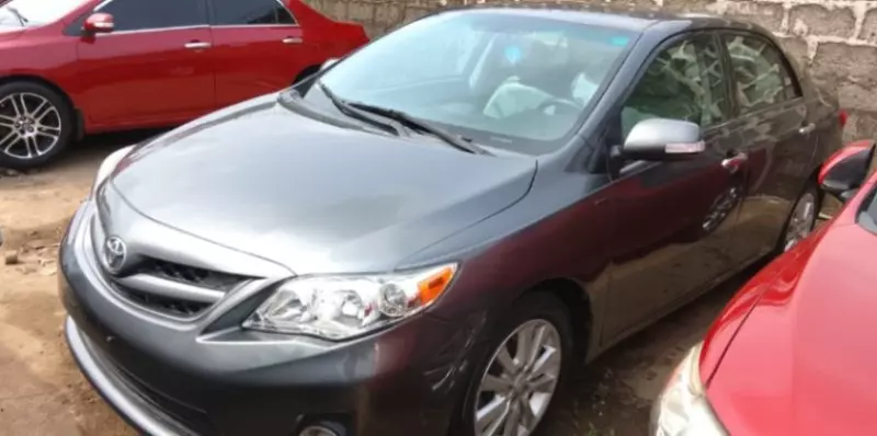 Toyota Corolla   - 2013