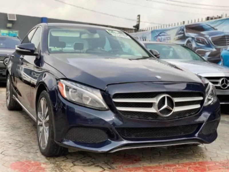 Mercedes-Benz C-Class - 2015