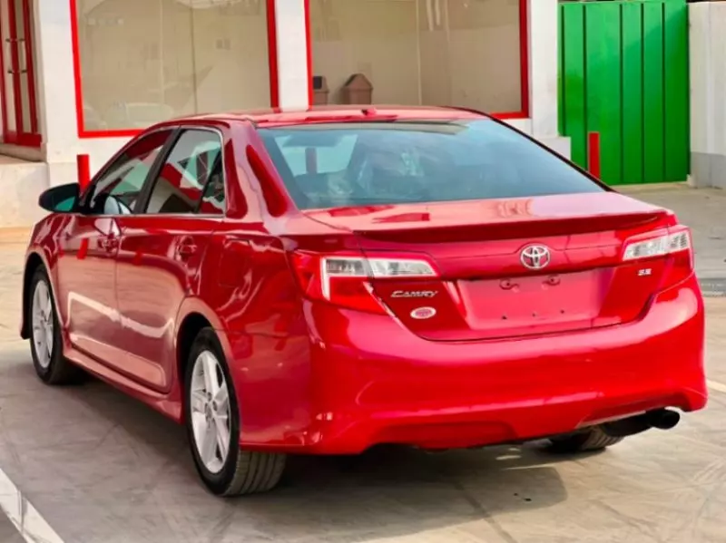 TOYOTA Camry   - 2014