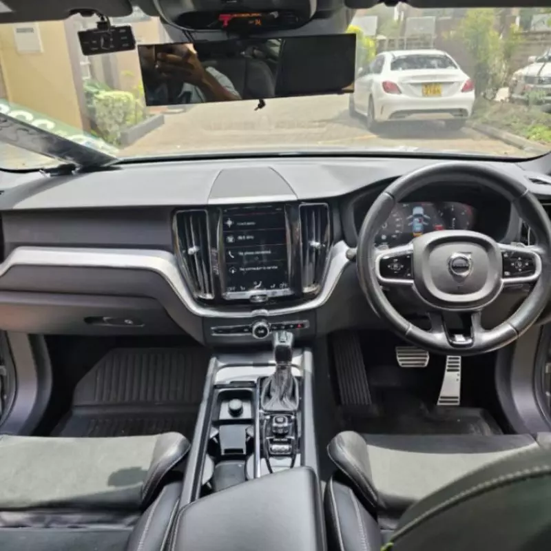 Volvo XC60   - 2018