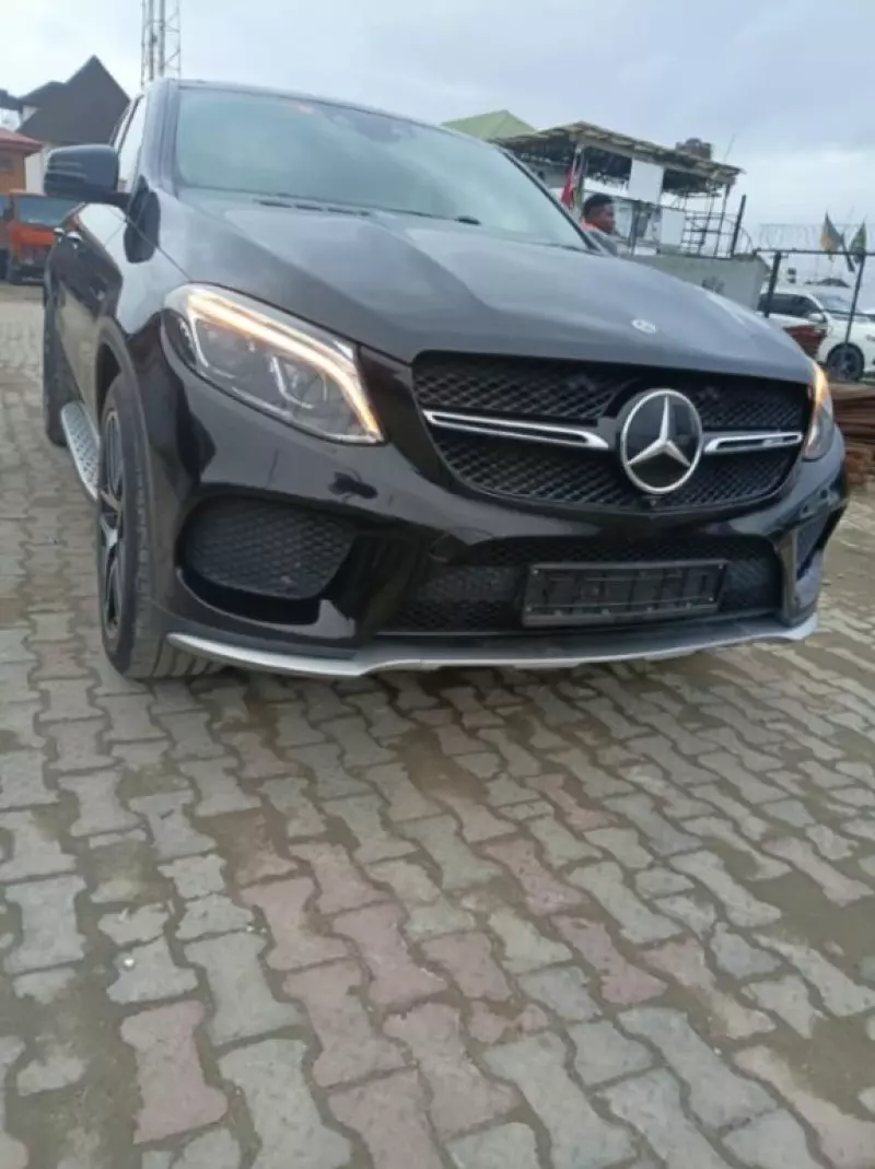 Mercedes-Benz GLE 43 AMG   - 2018