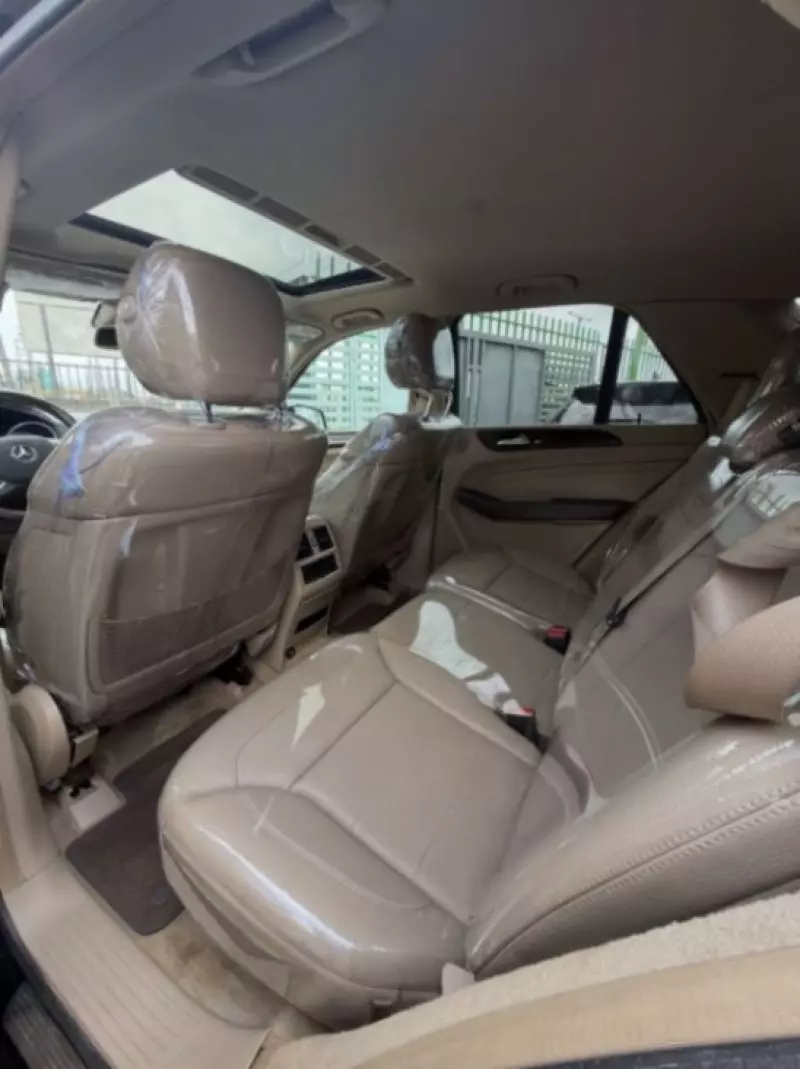Mercedes-Benz ML-Class   - 2013
