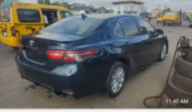 TOYOTA Camry   - 2018