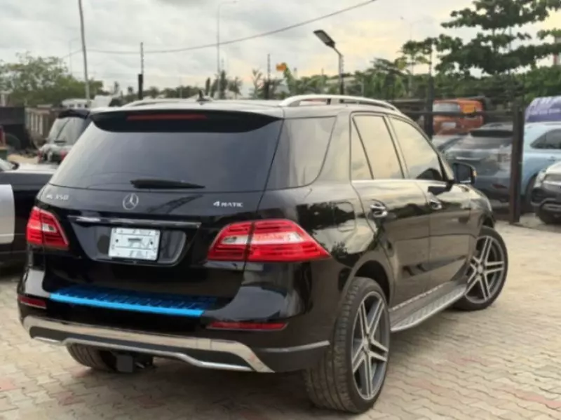 Mercedes-Benz ML 350   - 2012