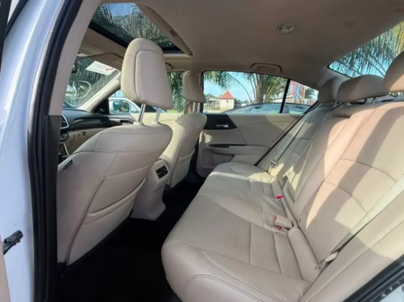 Honda Accord   - 2016