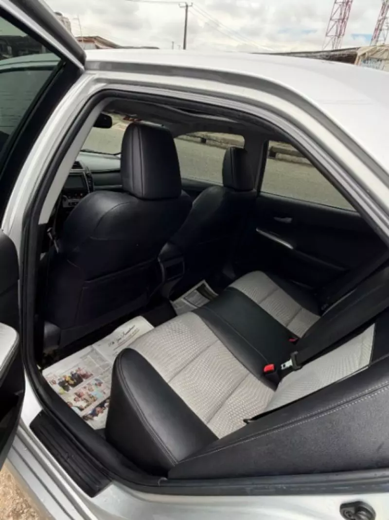 TOYOTA Camry   - 2012