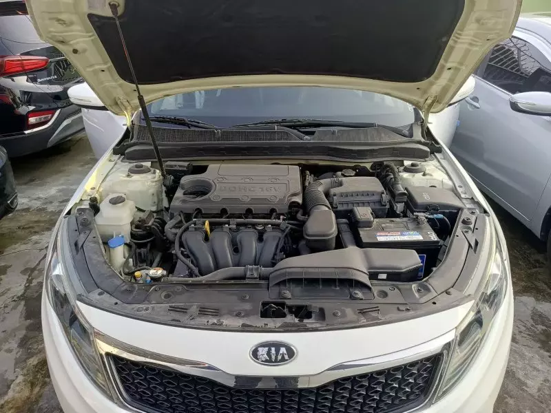 KIA K5   - 2012