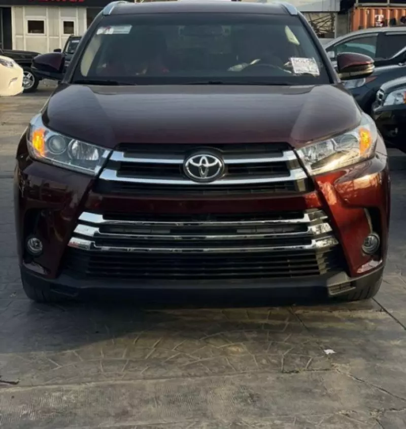 Toyota Highlander   - 2015