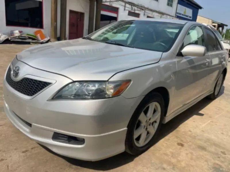 TOYOTA Camry   - 2009