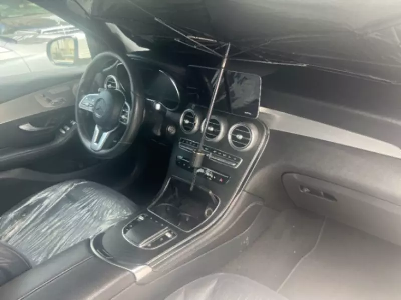 Mercedes-Benz GLC 300   - 2020