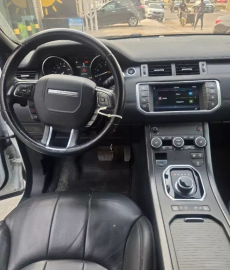 Land Rover Range Rover Evoque   - 2018