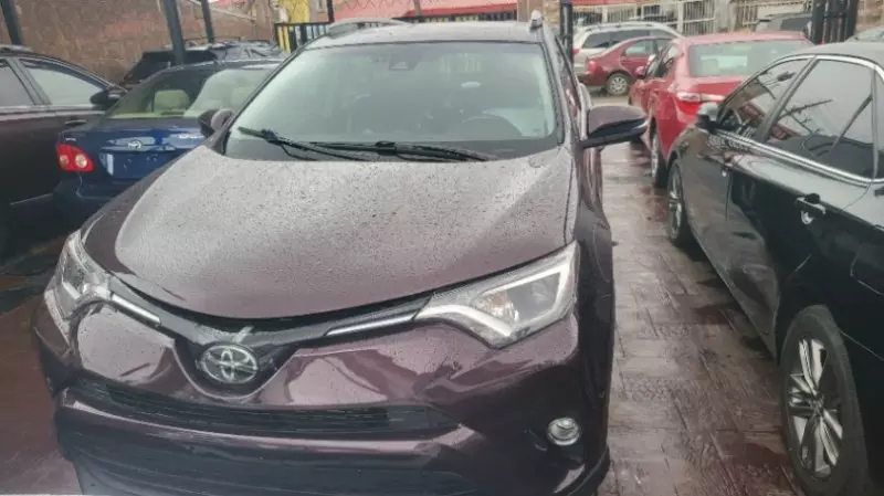 TOYOTA RAV 4   - 2018