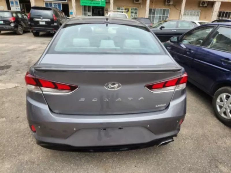 Hyundai Sonata   - 2018