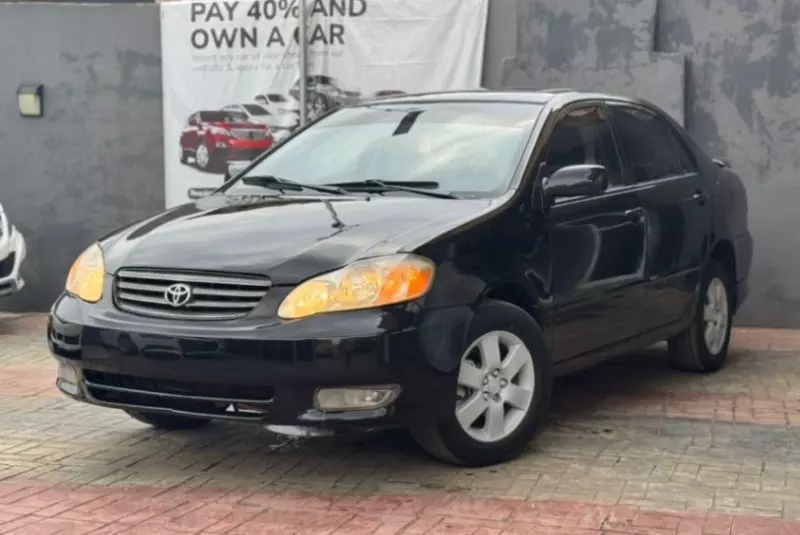 Toyota corolla   - 2004