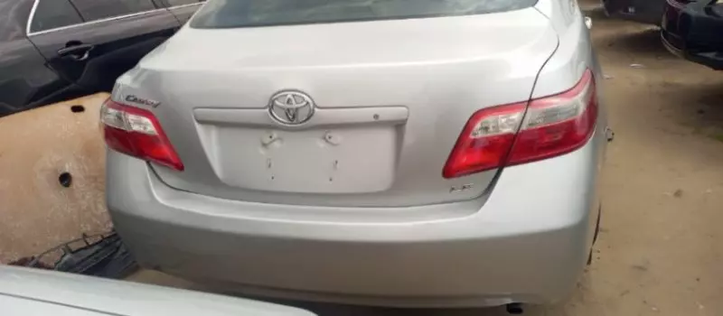 TOYOTA Camry - 2009