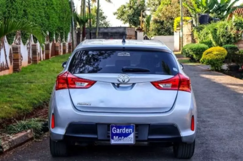Toyota Auris - 2013