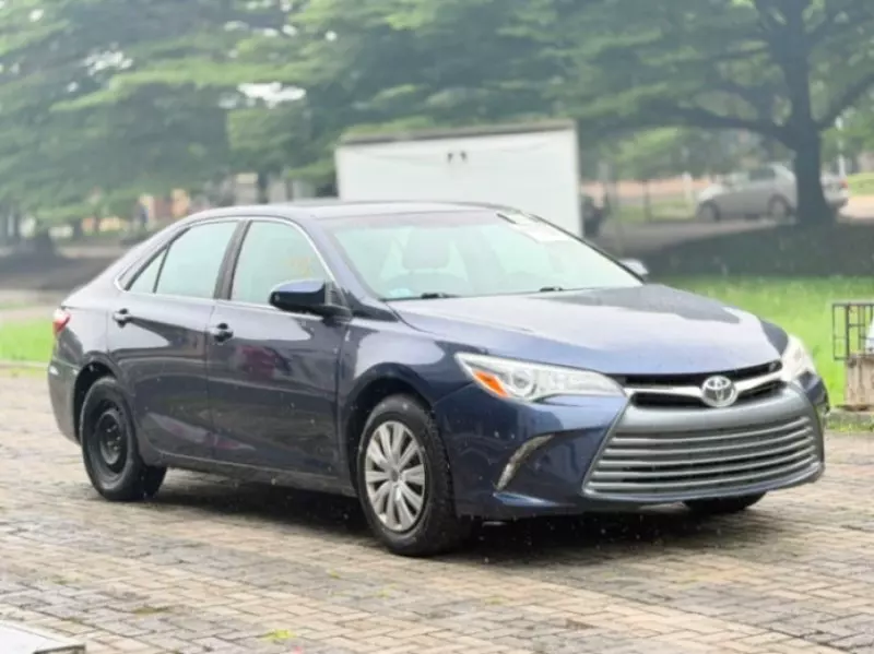 TOYOTA Camry   - 2015
