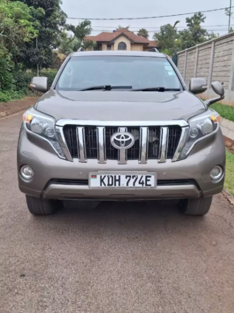 TOYOTA Landcruiser Prado   - 2015