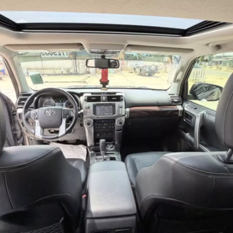 Toyota 4-Runner   - 2014