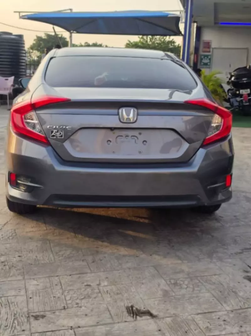 Honda Civic - 2016